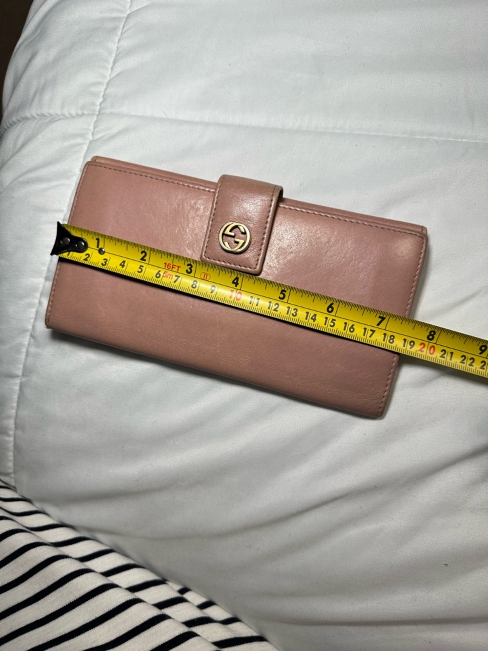 Gucci Authentic Project Wallet - Picture 3 of 16